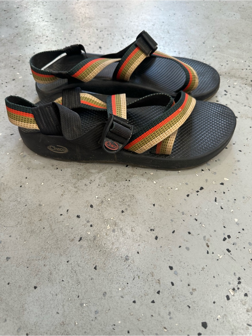 Chaco men’s ' Z/Cloud Sandals in Black with Multi-Stripe Webbing,size 11 - Picture 1 of 10
